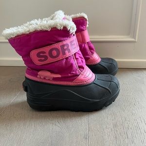 Size 13 Sorel “Snow Commander” boots.